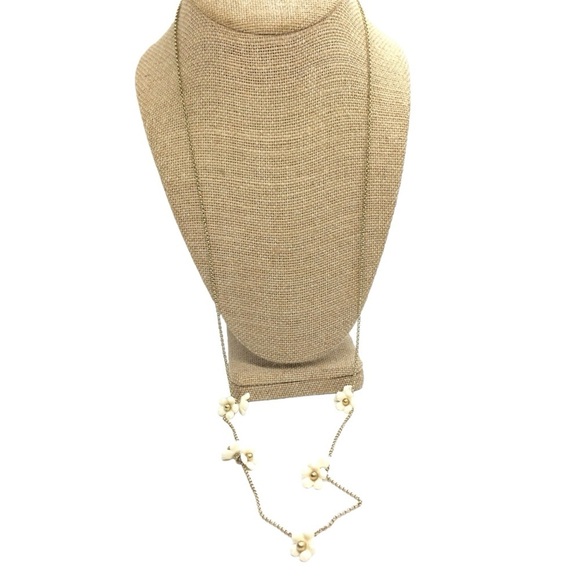 VINTAGE 90S LIZ CLAIBORNE FLOWER CLUSTER NECKLACE WHITE GOLD TONE LONG CHAIN - Picture 5 of 13